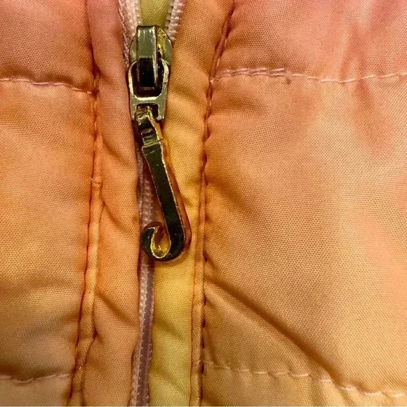 Juicy Couture Toddler Girls Zip Up Rainbow Puffer Vest Sz 18 Months - Picture 9 of 9